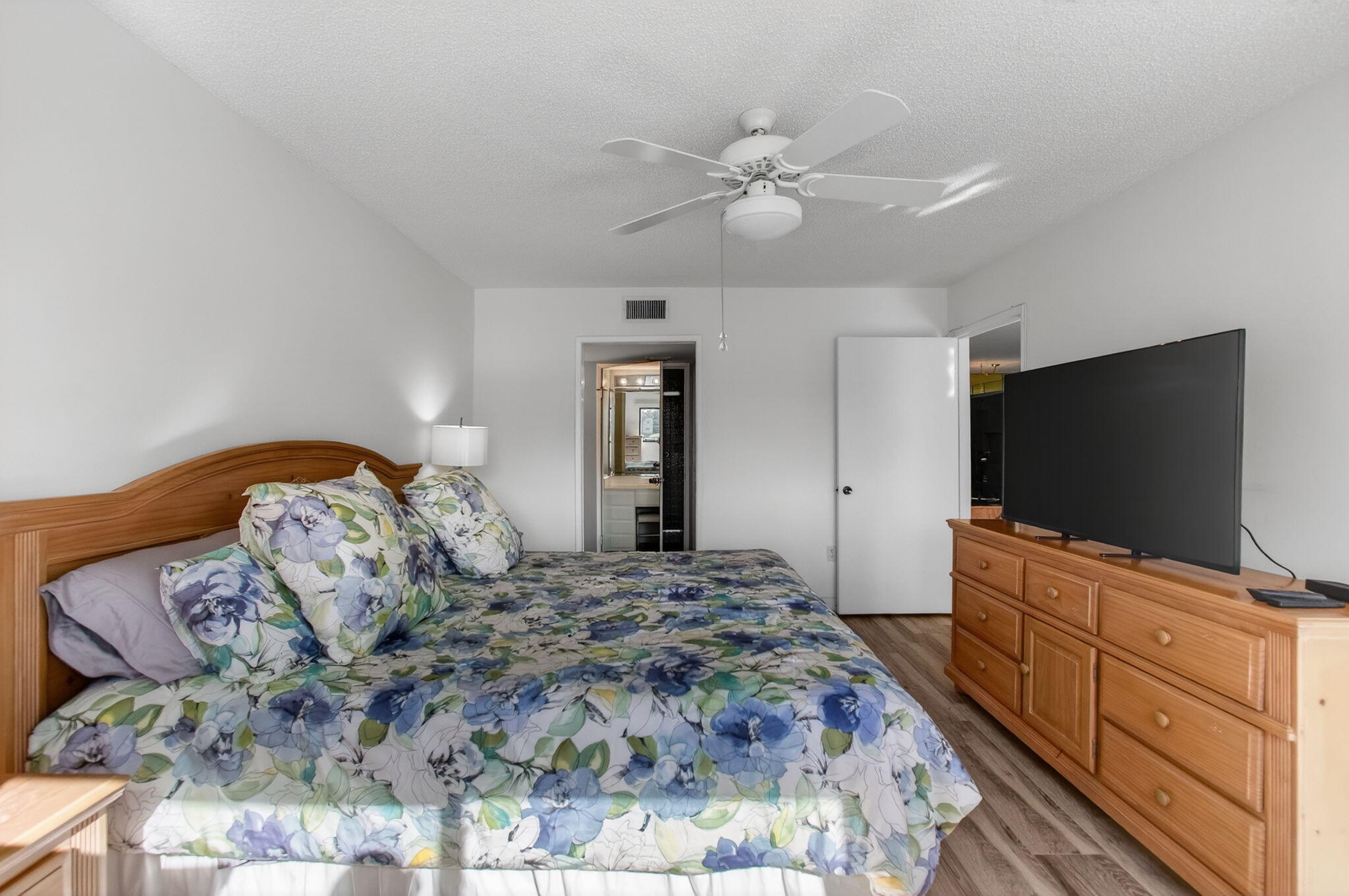 WATERSEDGE AT THE LAKES O - Residential