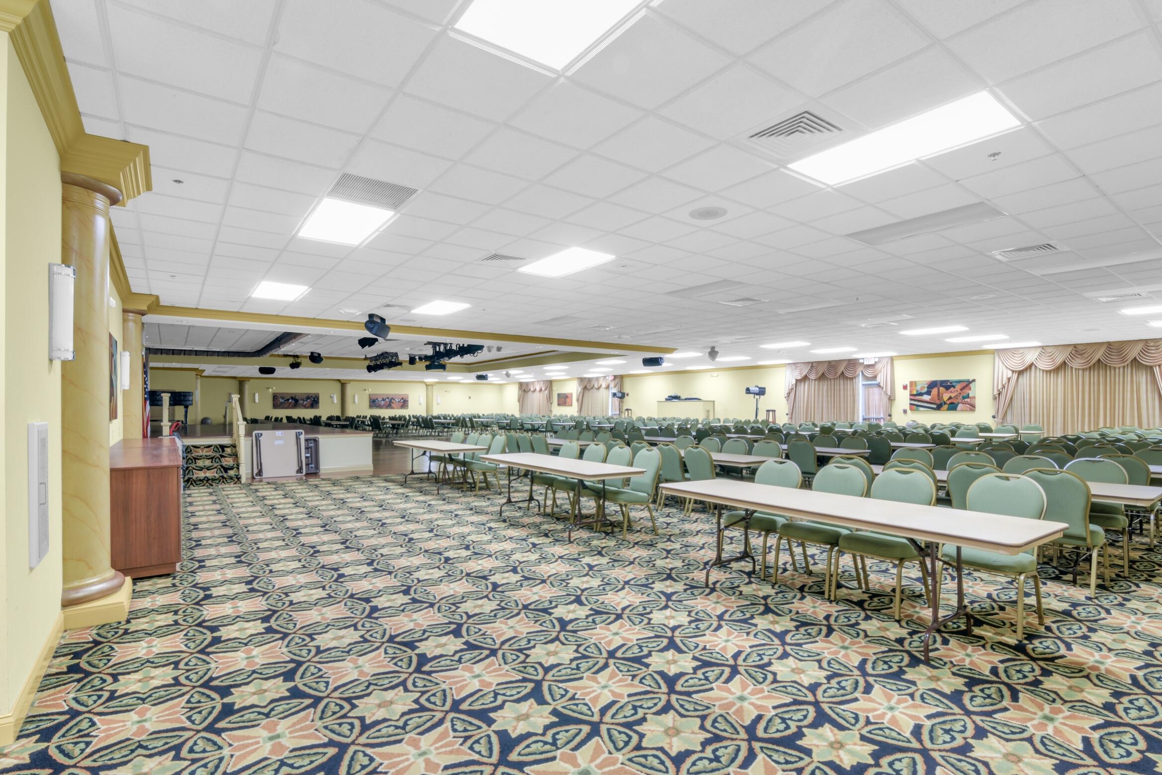 WATERSEDGE AT THE LAKES O - Residential