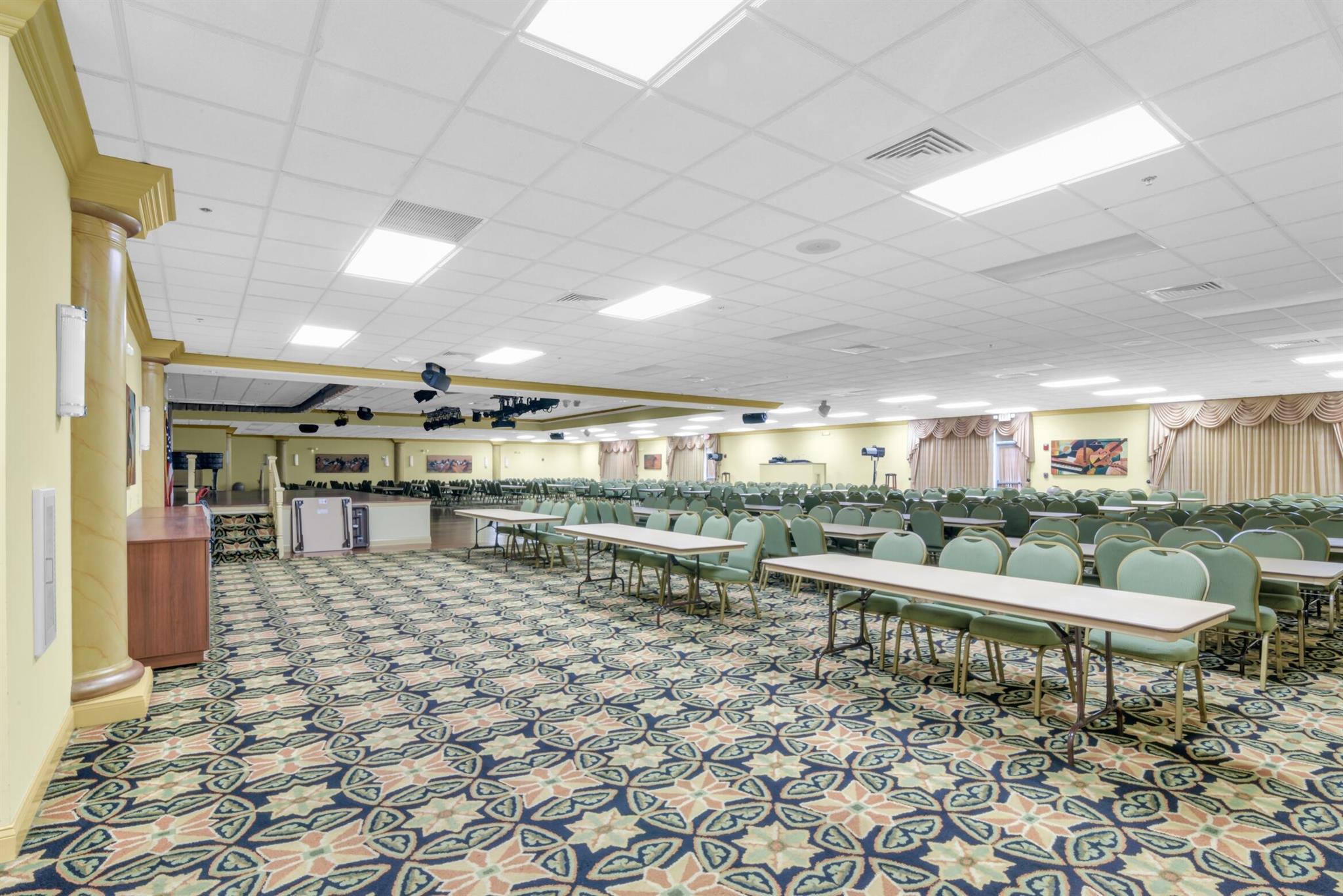 LAKES OF DELRAY WATERSEDG - Residential