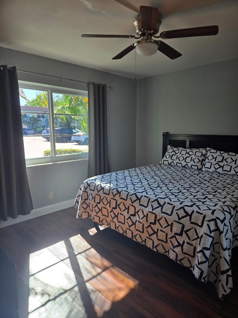 Oakland Grove Village - Residential