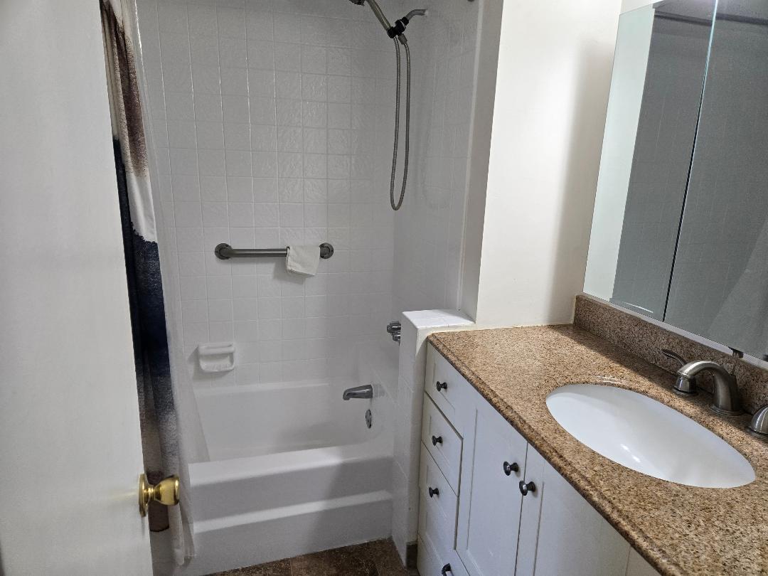 Oakland Grove Village - Residential