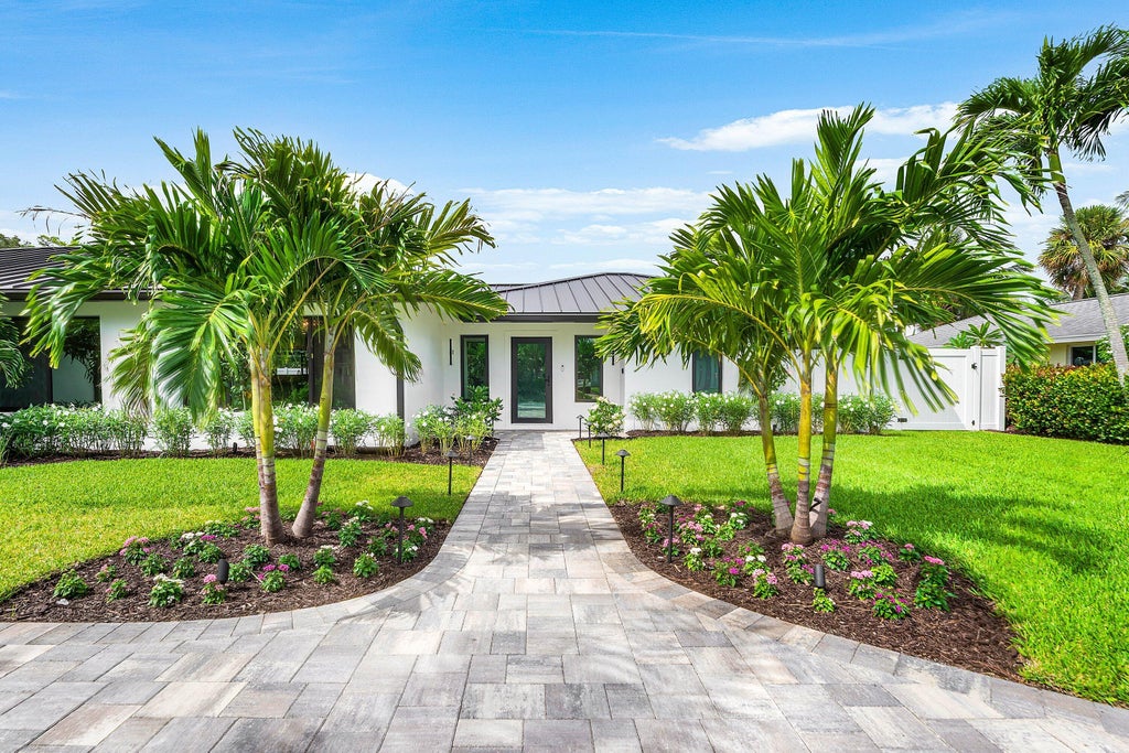 Photo of 111 FAIRVIEW W, Tequesta, FL 33469 (MLS # B26078970)