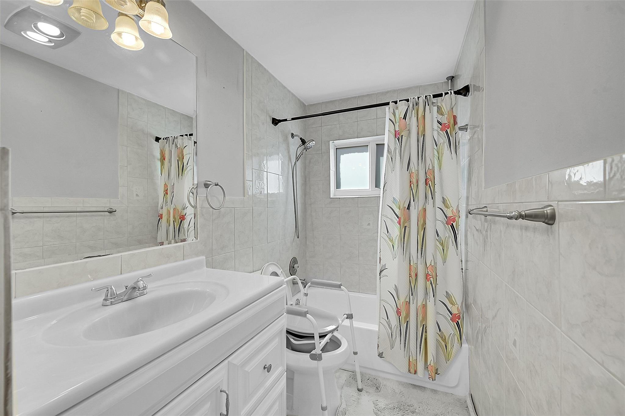 Westwood Commy 4-A 78-42 - Residential
