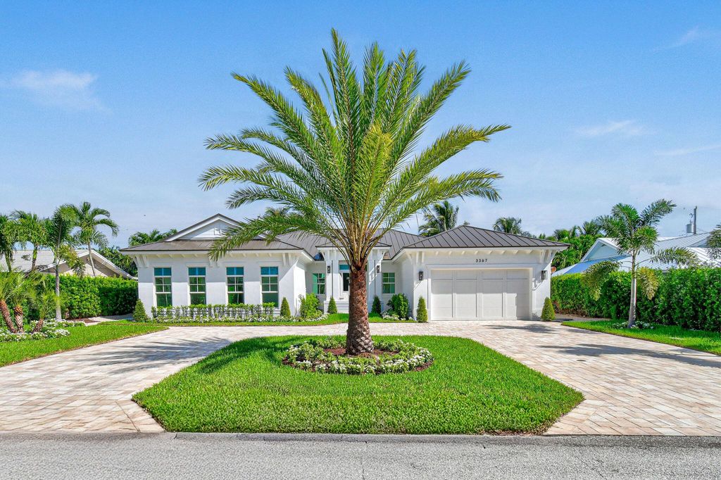 Photo of 3367 Cove Road, Jupiter, FL 33469 (MLS # R11122197)