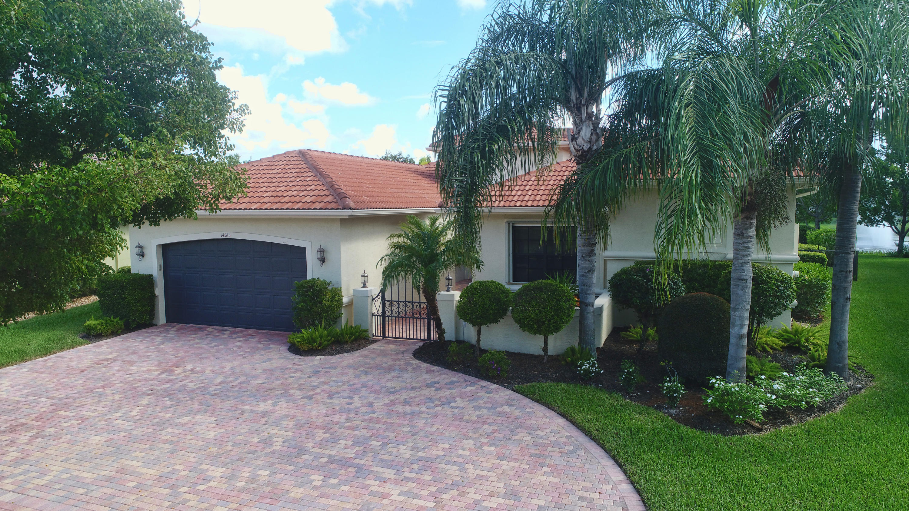 Four Seasons/Tivoli Isles - Residential