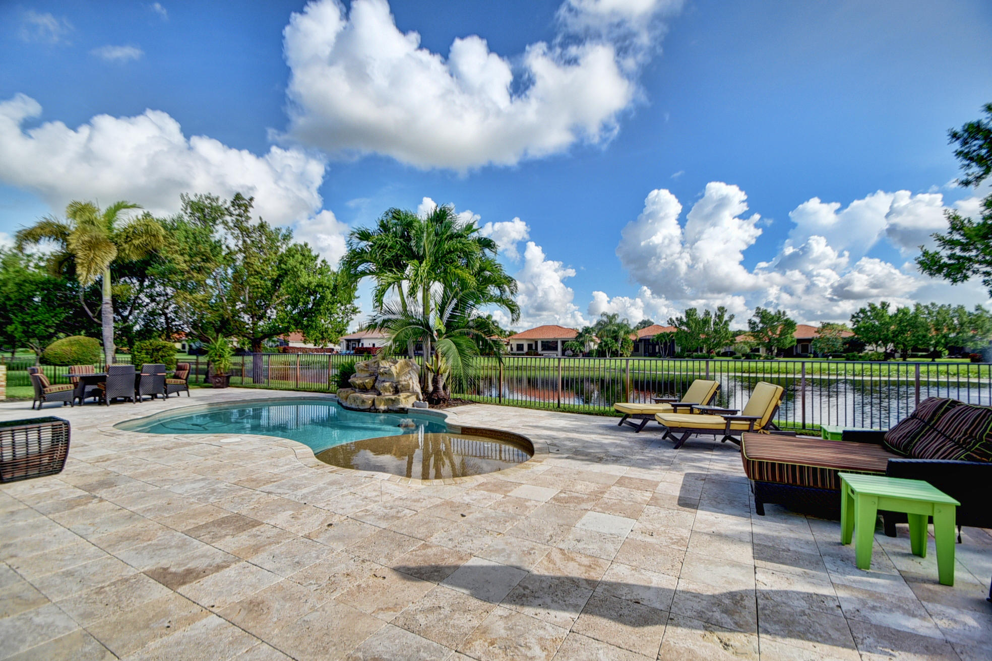 Four Seasons/Tivoli Isles - Residential