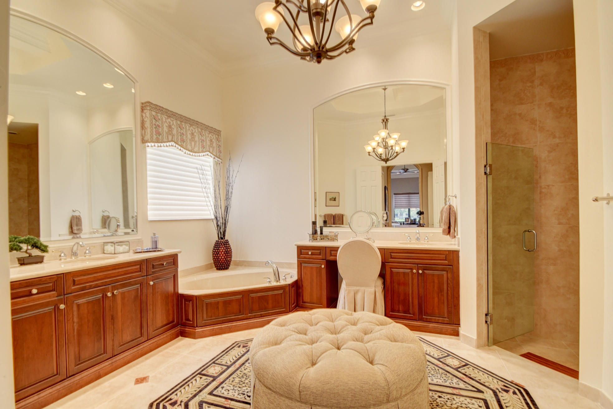 Four Seasons/Tivoli Isles - Residential