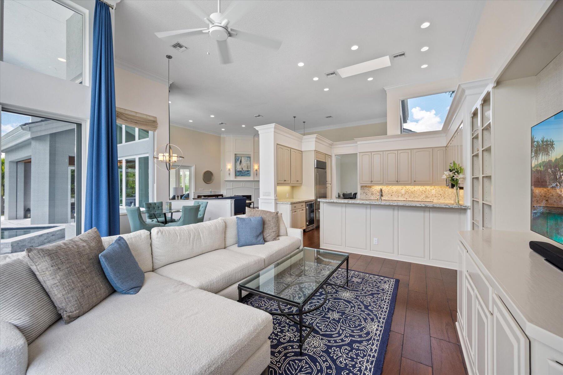 LOXAHATCHEE CLUB AT MAPLE - Residential