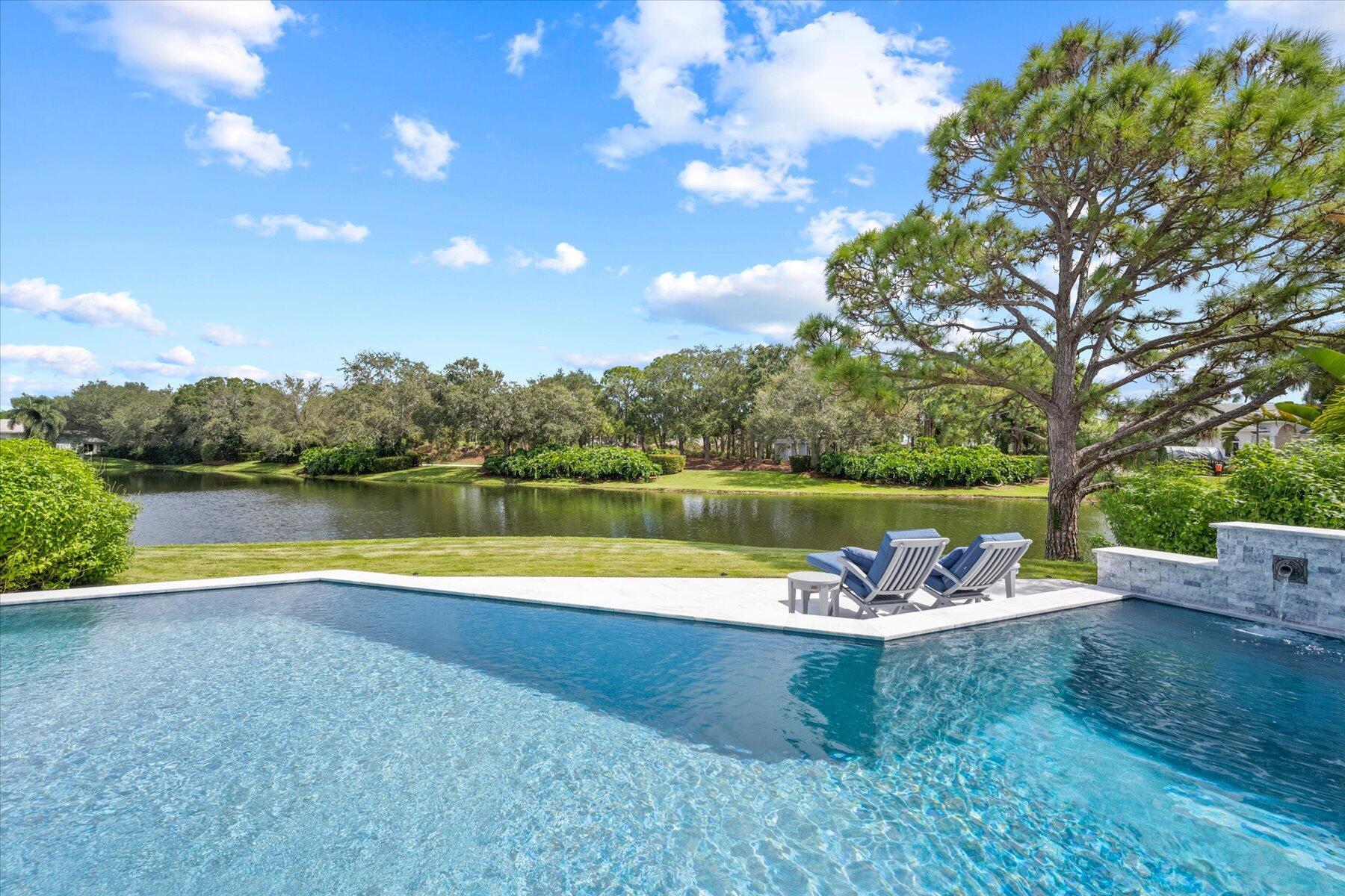 LOXAHATCHEE CLUB AT MAPLE - Residential