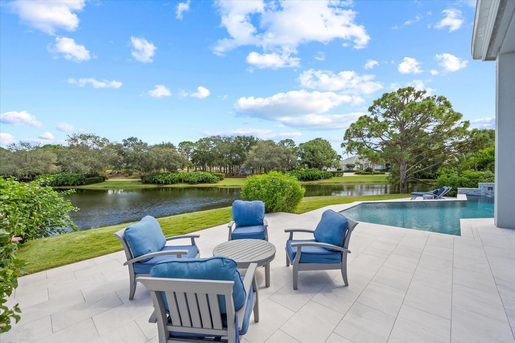 LOXAHATCHEE CLUB AT MAPLE - Residential