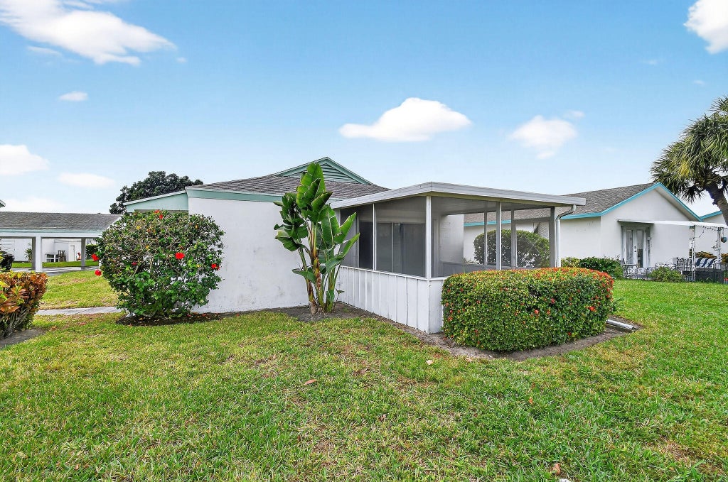 Photo of 3060 MERIDIAN Way N #8, Palm Beach Gardens, FL 33410 (MLS # B26076584)