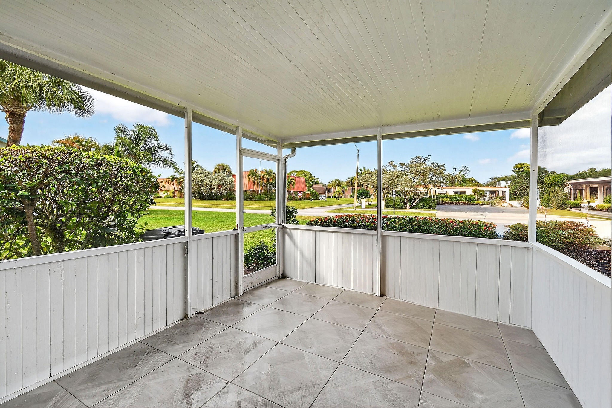 Properties 3060 MERIDIAN Way N 8