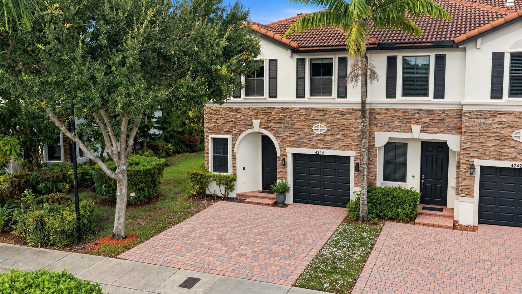 4244 SW 164TH Court
