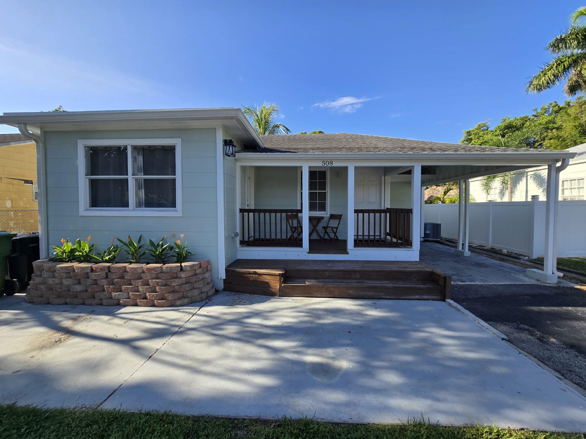 TARPON RIVER CASH COW | FULLY RENOVATED | MULTI-FAMILY ZONING| PRICED TO MOVE
This is the Trader Joe’s avocado of Fort Lauderdale real estate: perfectly ripe, surprisingly affordable, and guaranteed to be gone by the time you come back for it.
Welcome to your next best buy — 5 bed / 2 bath, fully renovated single-family home in red-hot Tarpon River, operating as short-term rental.
Currently a single-family — but with multi-family zoning, this beauty has future development upside written all over it
THE MONEY STUFF:
Fully furnished & STR-ready — turn-key cash machine
Proven ROI
Zoned multi-family / build later, cash in now
Surrounded by new construction
Seller’s last home Under contract in 2 weeks.
Sits high & dry while the rest of Ft. Lauderdale kayaks to work during rain storms