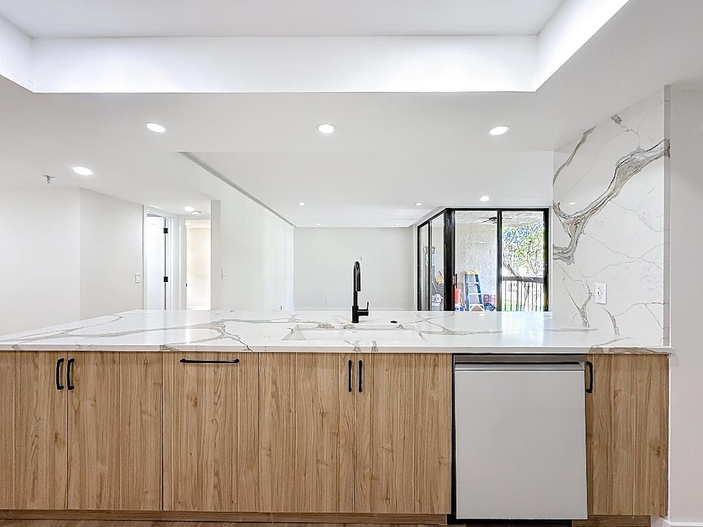 LAVERS RESORT & RACQUET CLUB - Residential