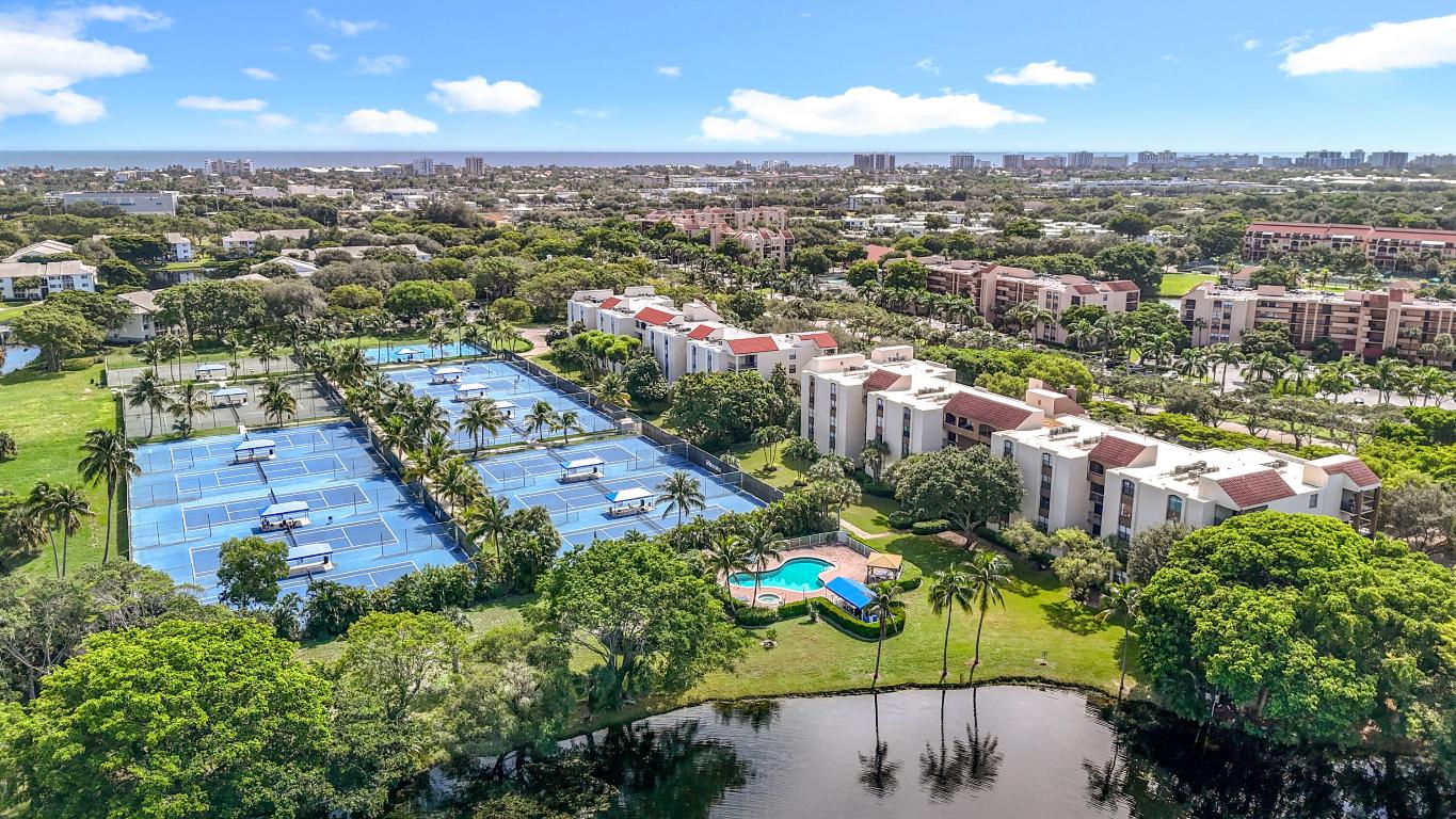 LAVERS RESORT & RACQUET CLUB - Residential