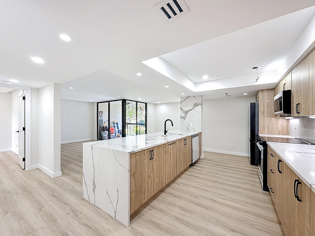 LAVERS RESORT & RACQUET CLUB - Residential