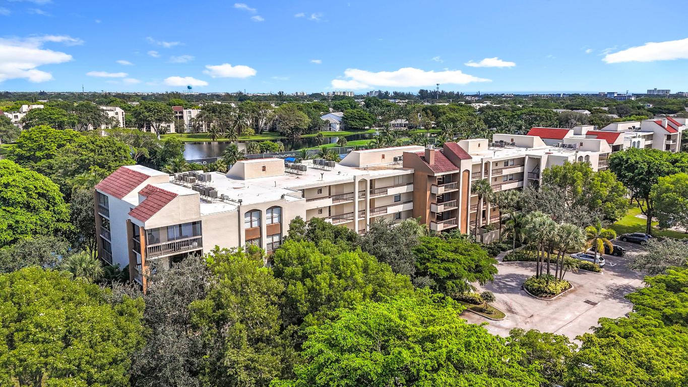 LAVERS RESORT & RACQUET CLUB - Residential