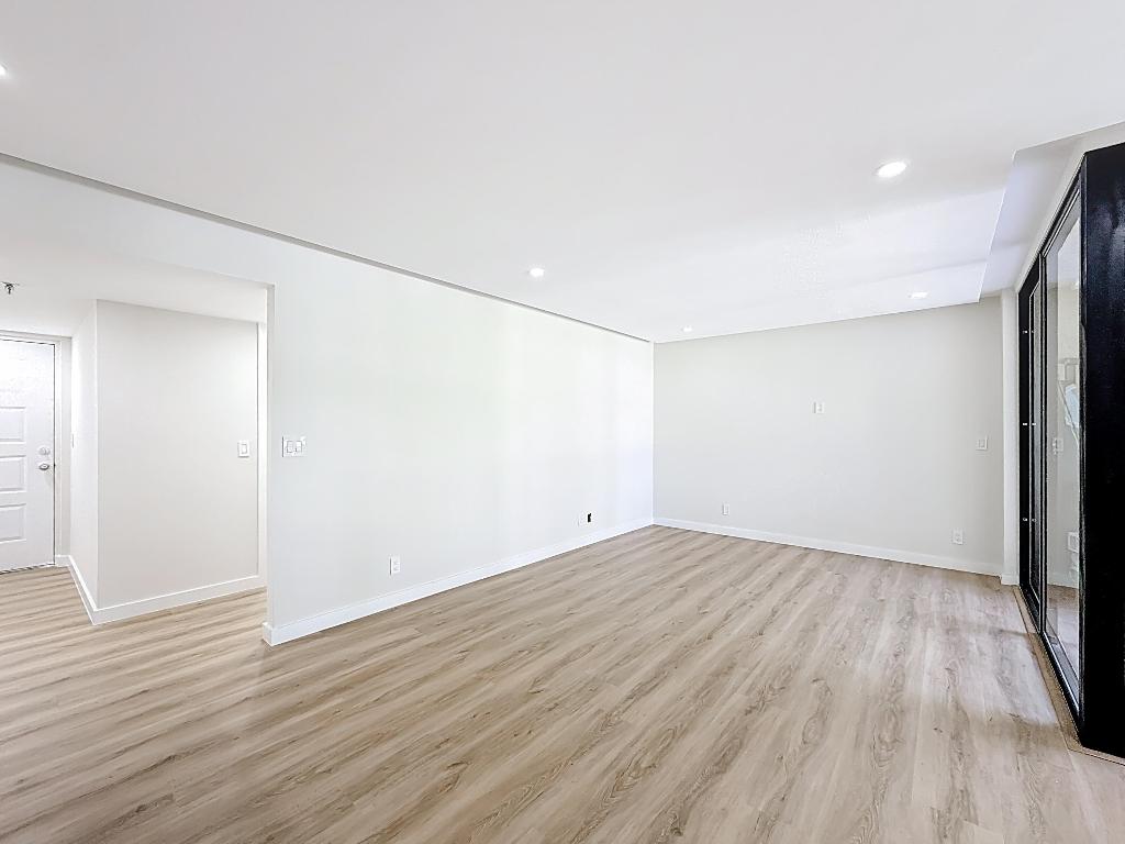 LAVERS RESORT & RACQUET CLUB - Residential