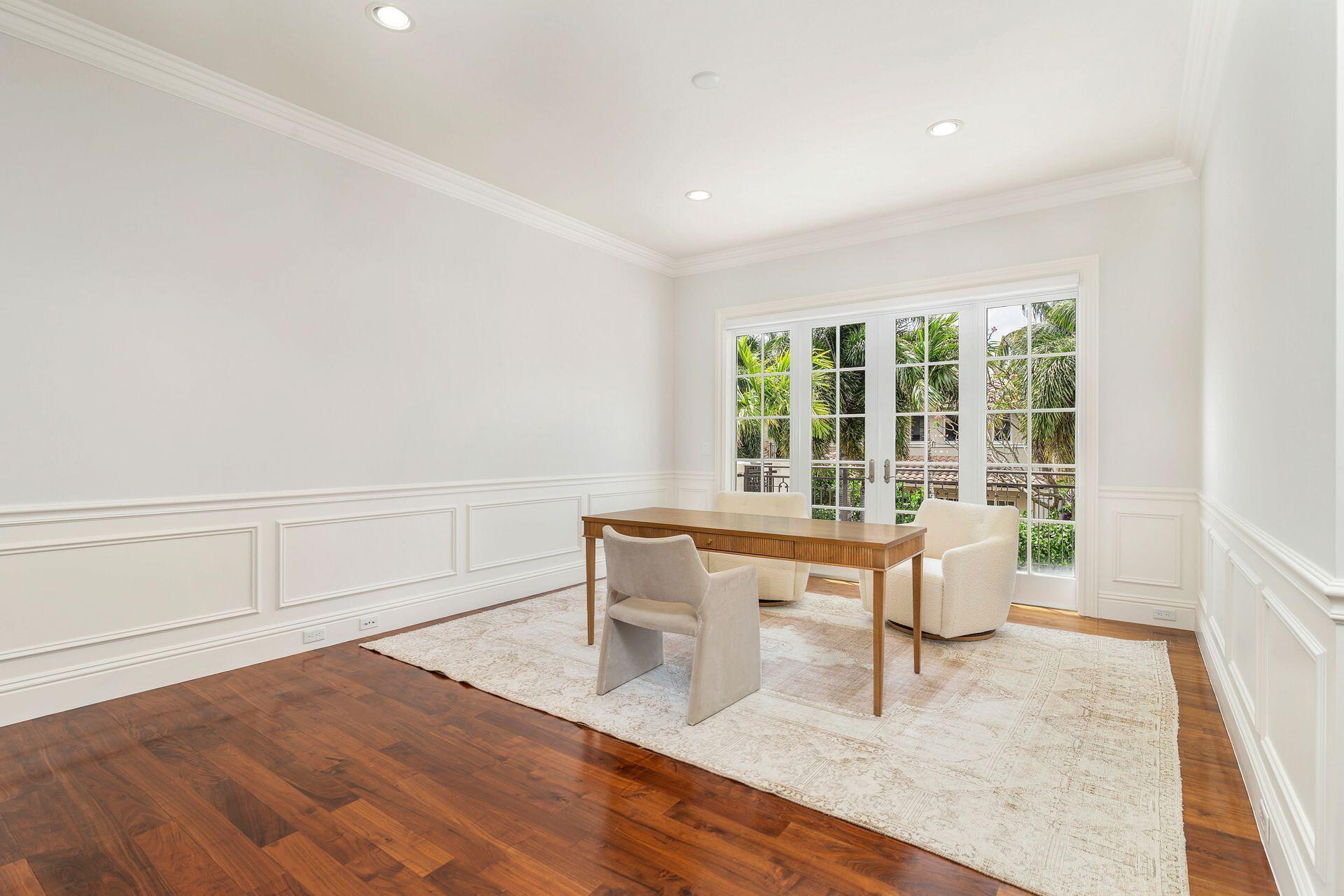 ROYAL PALM YACHT & COUNTR - Residential