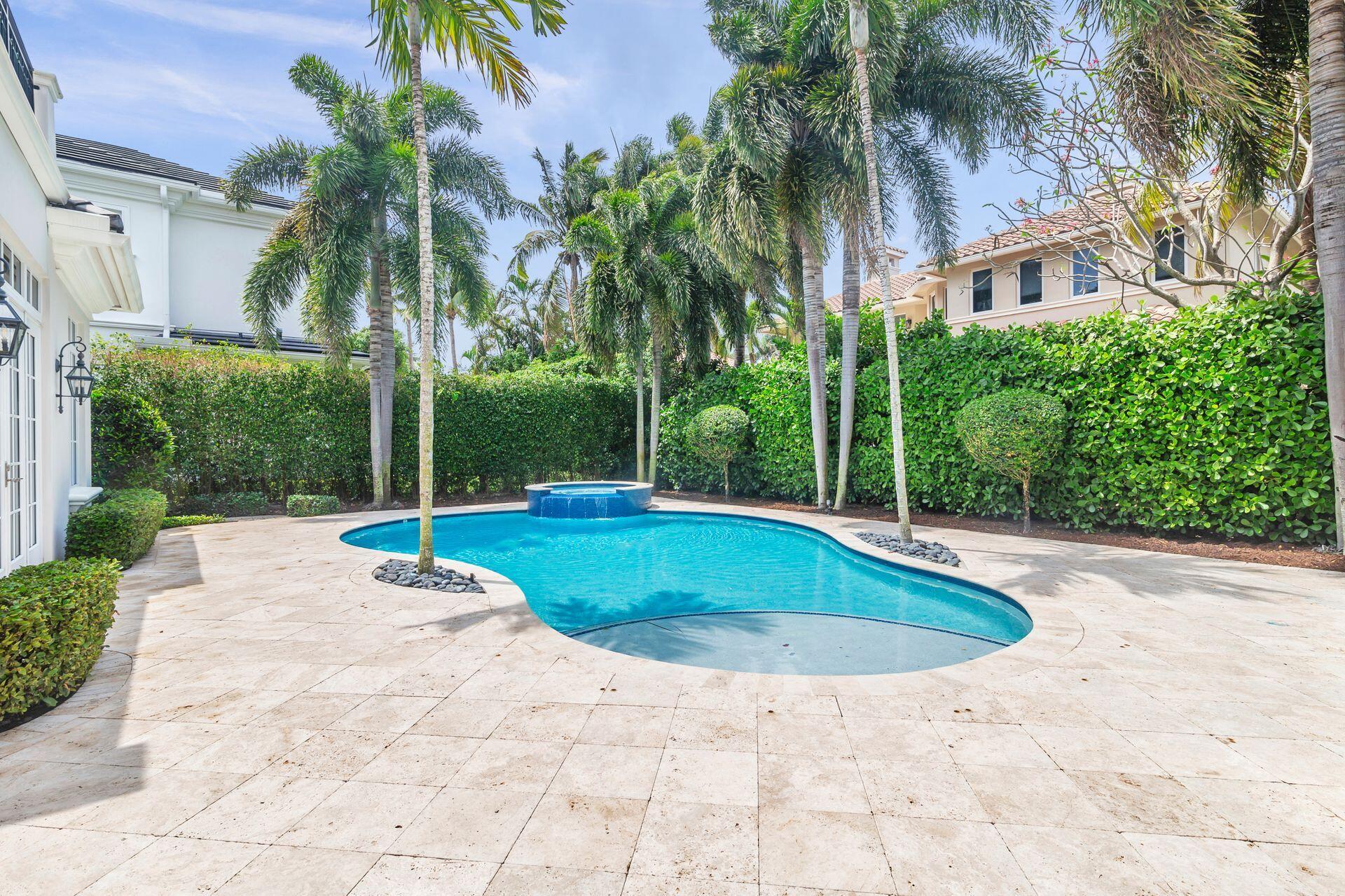 ROYAL PALM YACHT & COUNTR - Residential