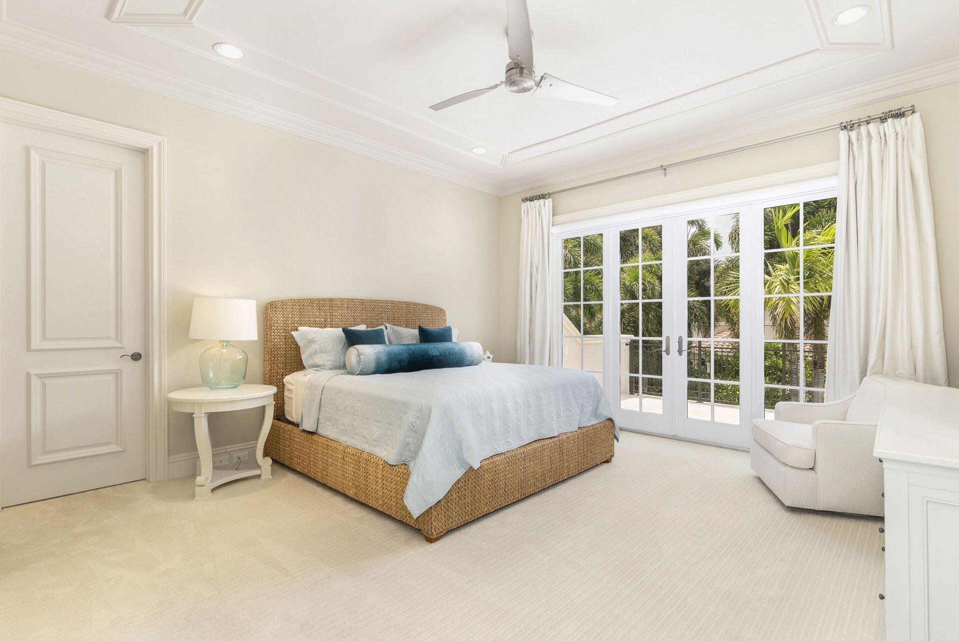 ROYAL PALM YACHT & COUNTR - Residential