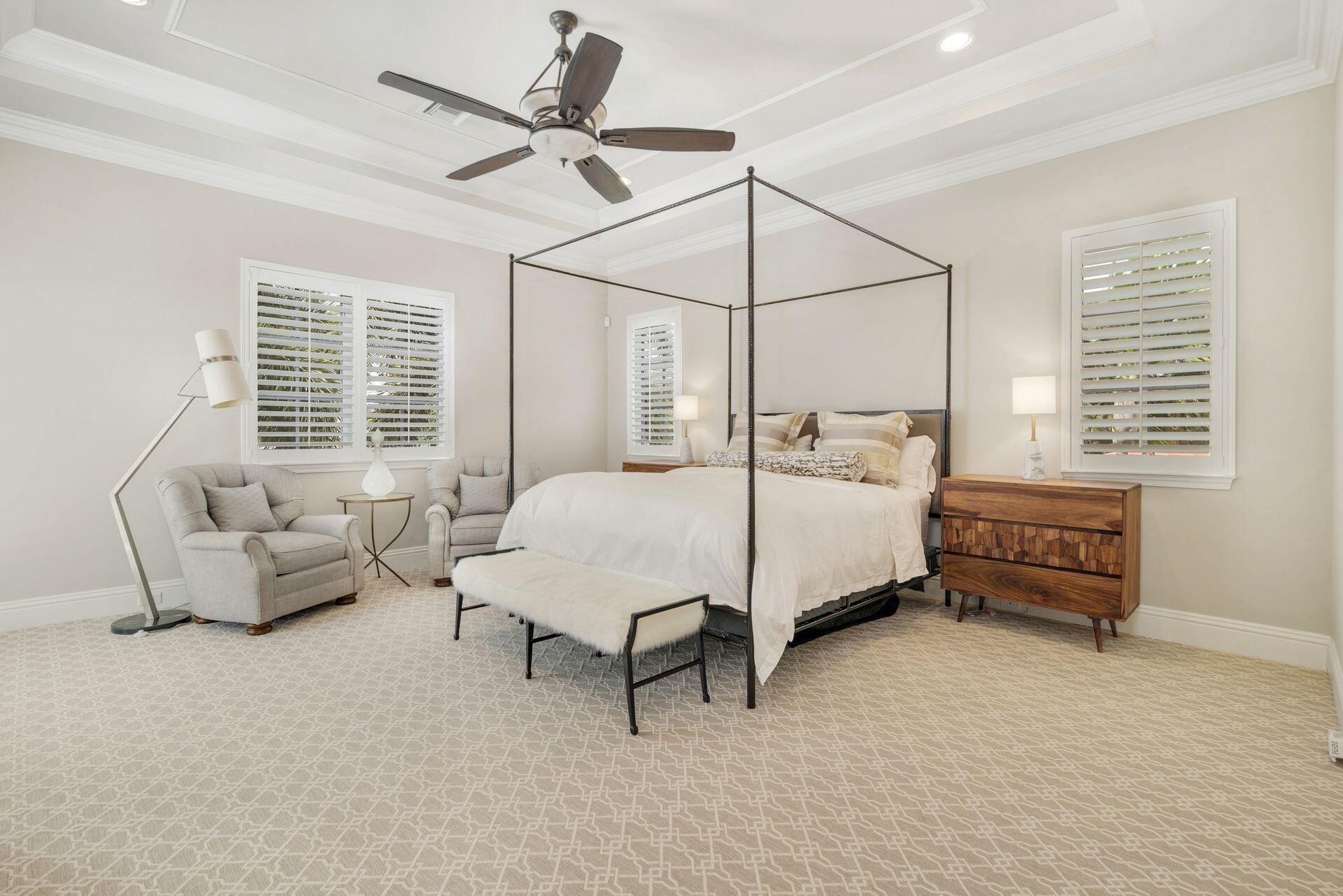 ROYAL PALM YACHT & COUNTR - Residential