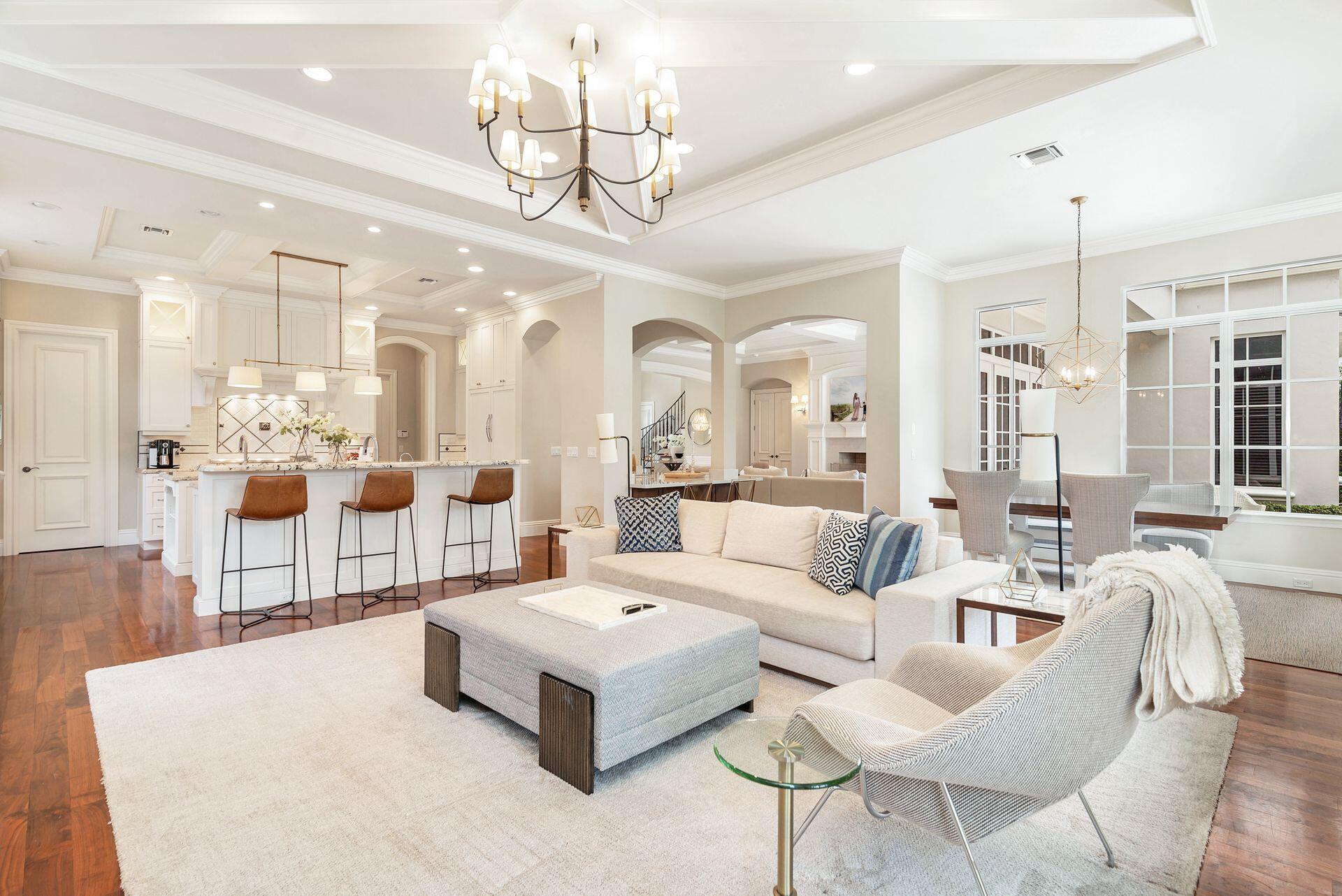 ROYAL PALM YACHT & COUNTR - Residential