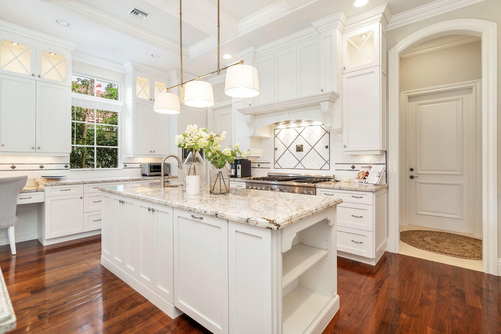 ROYAL PALM YACHT & COUNTR - Residential