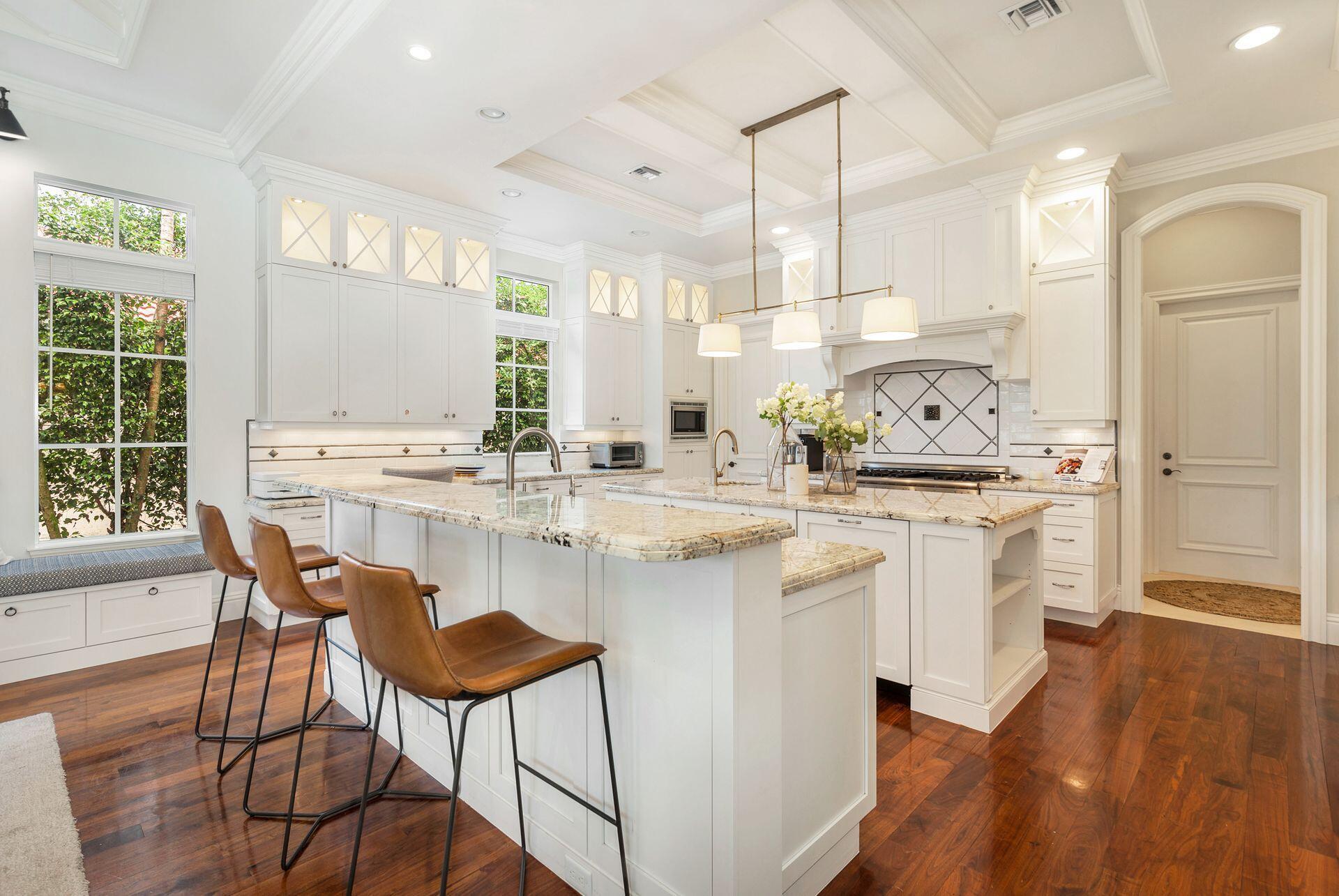 ROYAL PALM YACHT & COUNTR - Residential