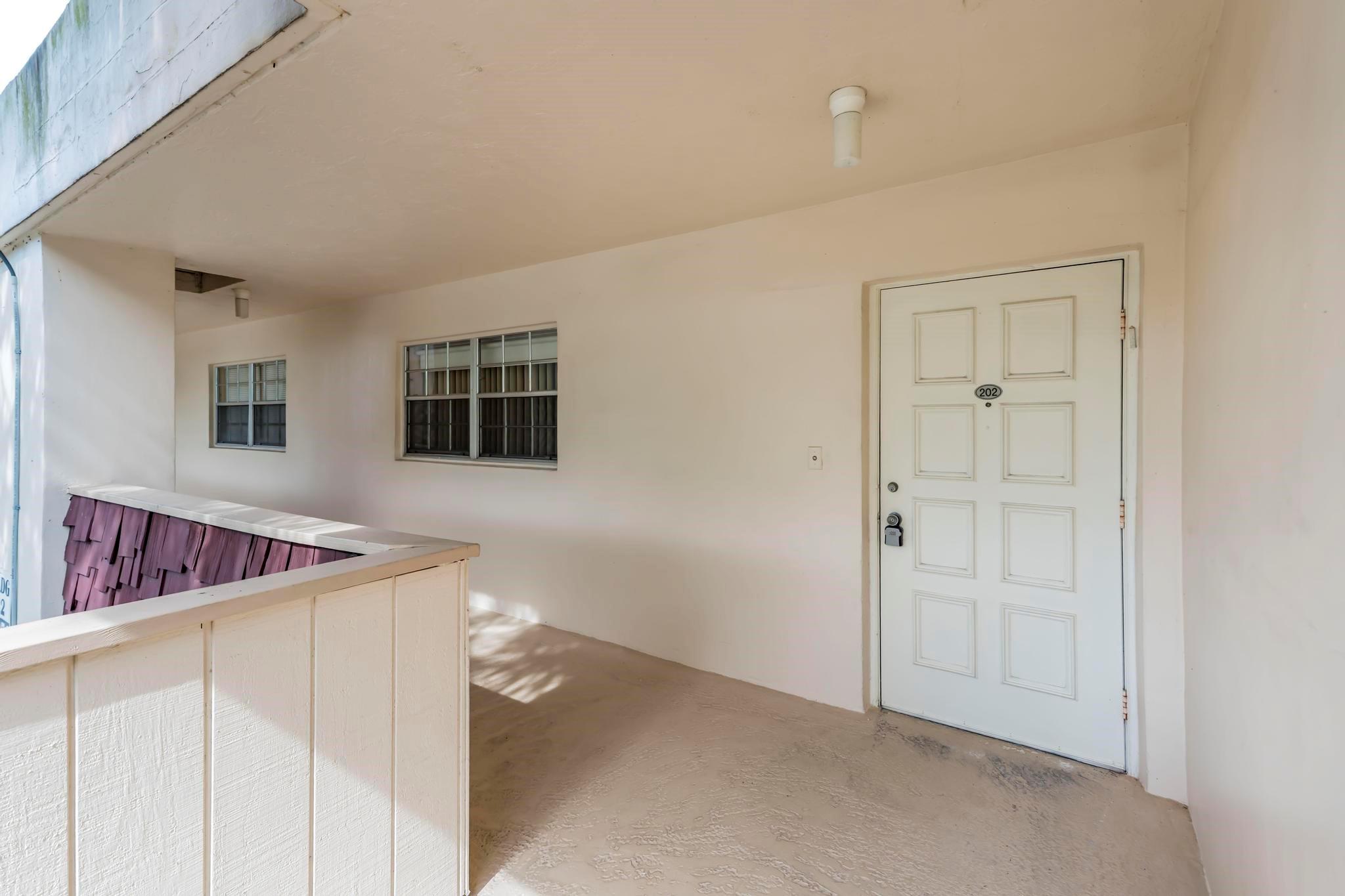 PALM AIRE - Residential