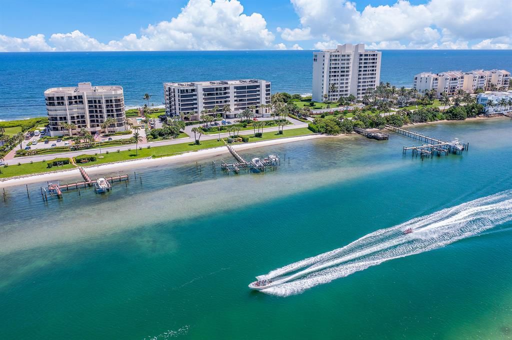 Photo of 19750 S Beach Road #403, Jupiter, FL 33469 (MLS # R10743868)