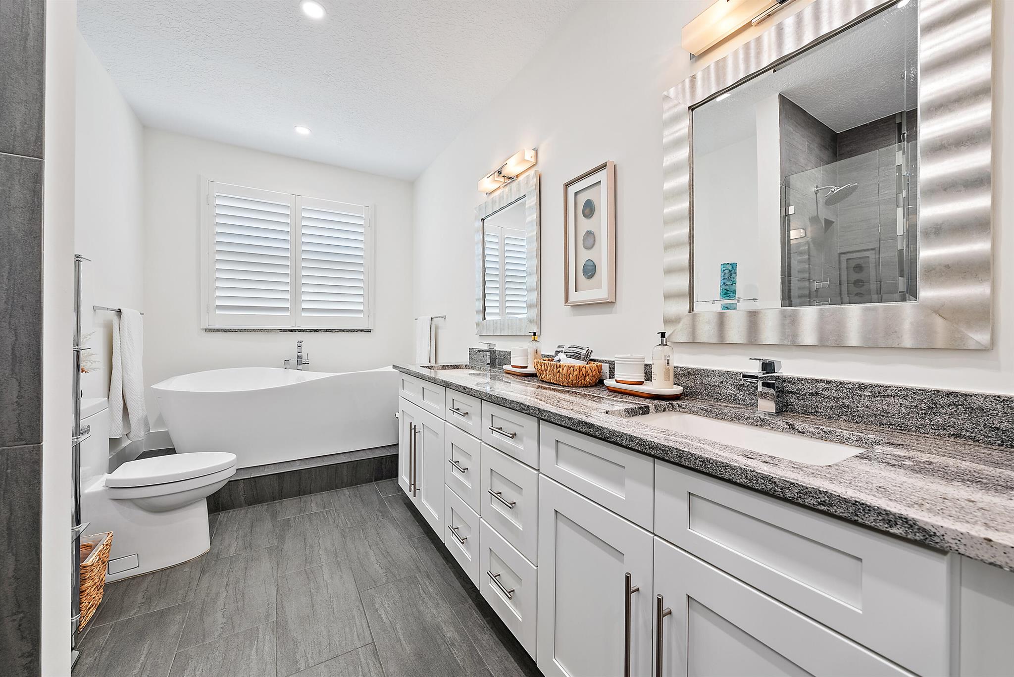 RESORT VILLAS OF PGA NATI - Residential Lease