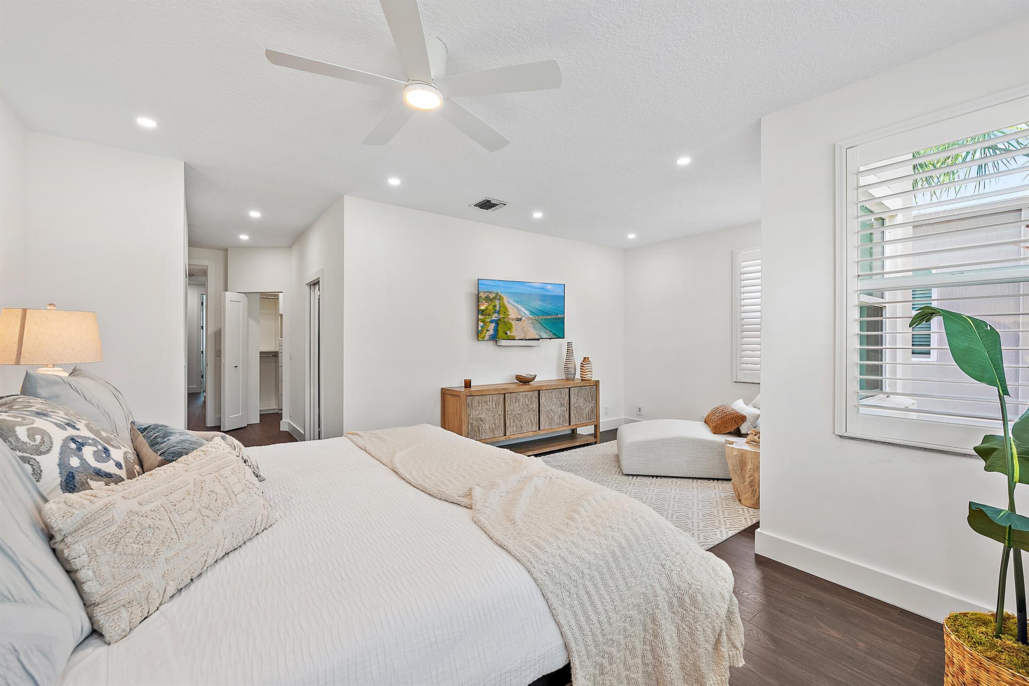 RESORT VILLAS OF PGA NATI - Residential Lease