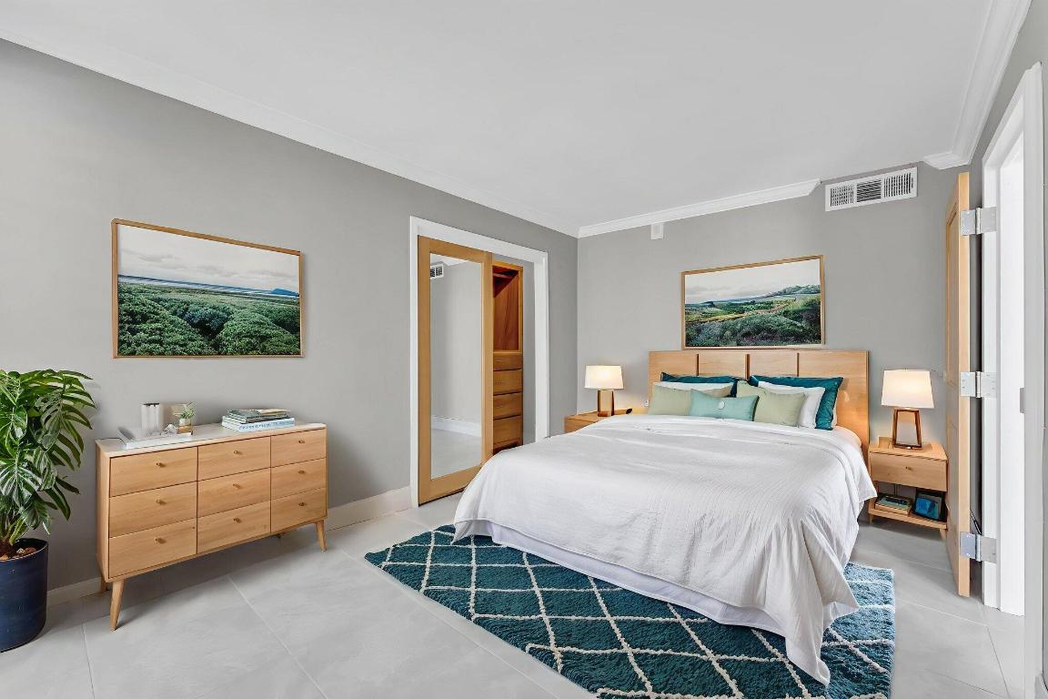 PARKER PLAZA CONDO ESTATES - Residential