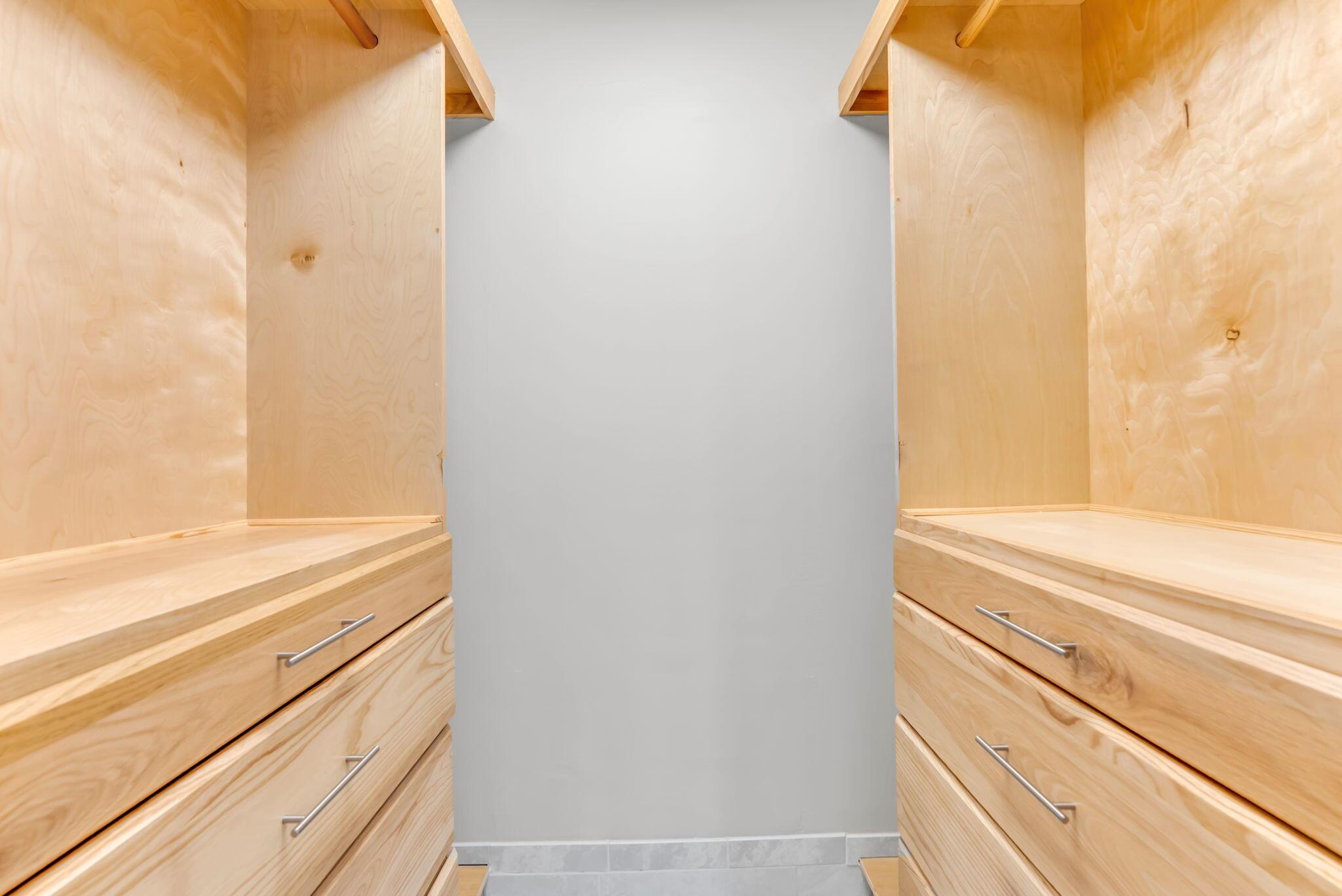 PARKER PLAZA CONDO ESTATE - Residential