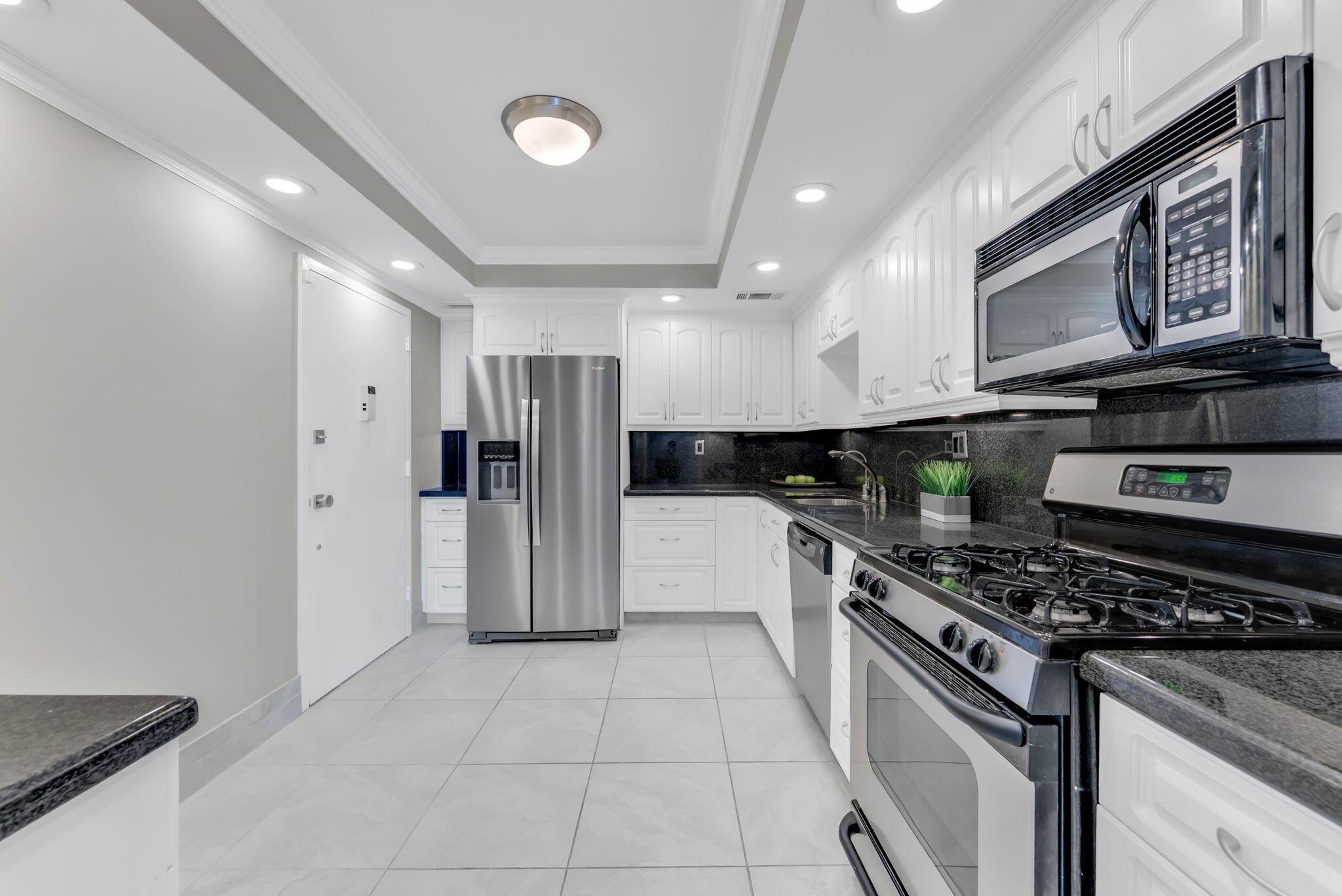 PARKER PLAZA CONDO ESTATE - Residential