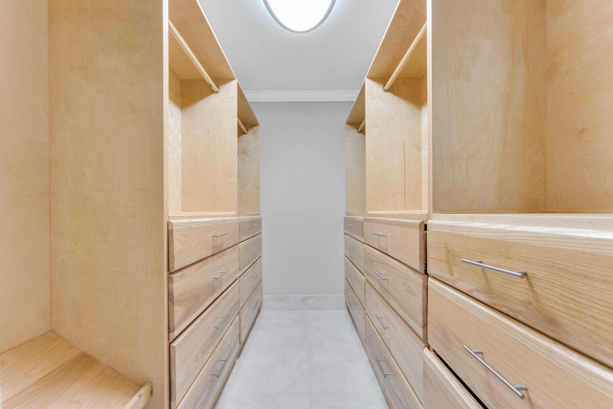 PARKER PLAZA CONDO ESTATE - Residential