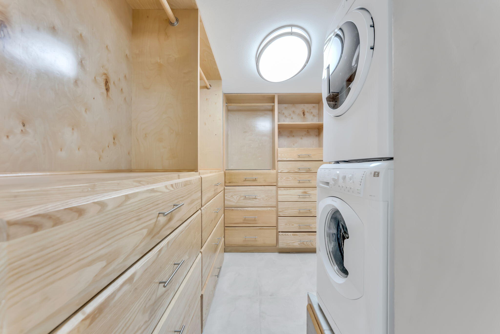 PARKER PLAZA CONDO ESTATES - Residential