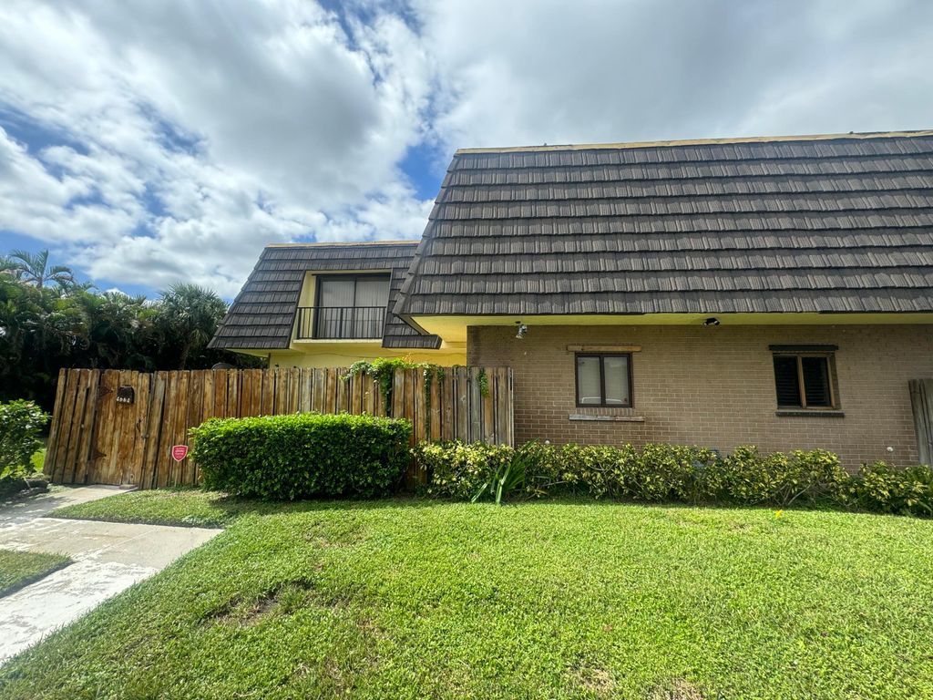 Photo of 4664 Cherry Road, West Palm Beach, FL 33417 (MLS # B26023104)