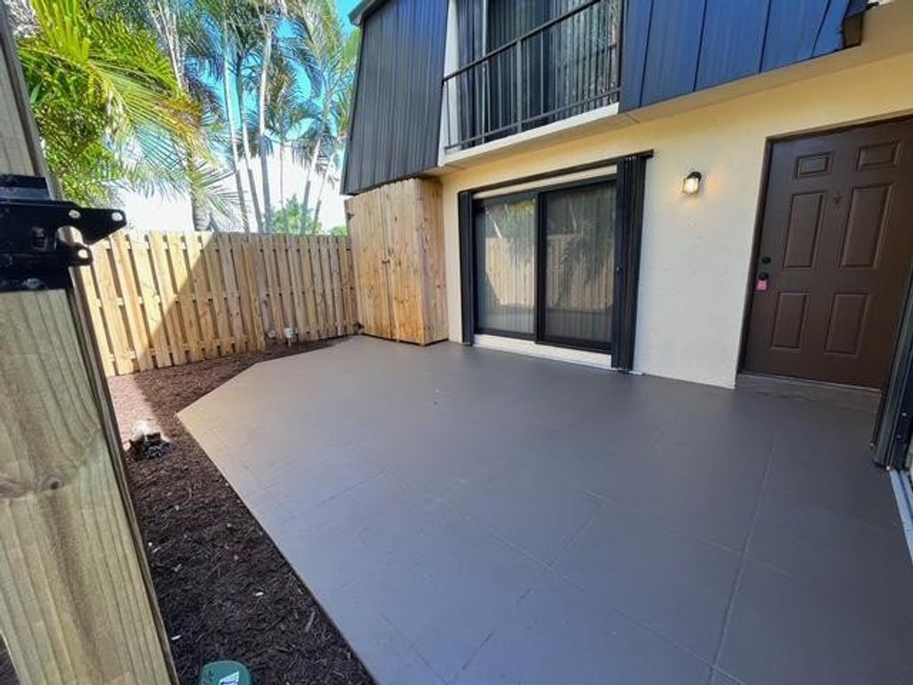 Photo of 2467 Waterside Drive, Lake Worth, FL 33461 (MLS # F10552617)