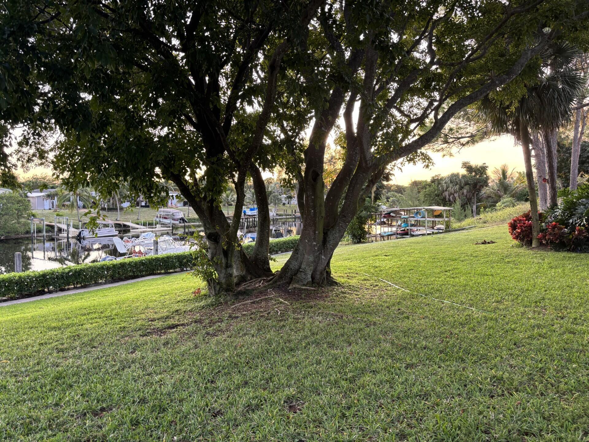 HEATHERWOOD COND DECL FIL - Residential Lease