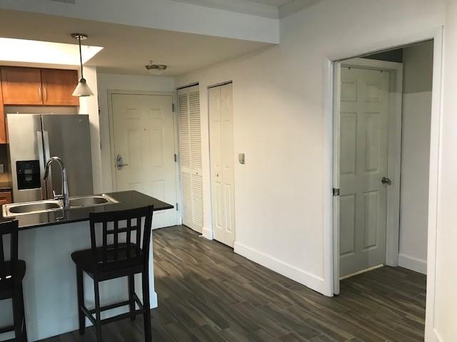 2000 N Bayshore Dr 308