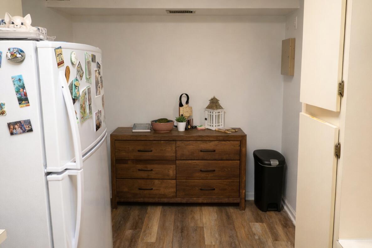 PALM CLUB VILLAGE II CONDO - Residential