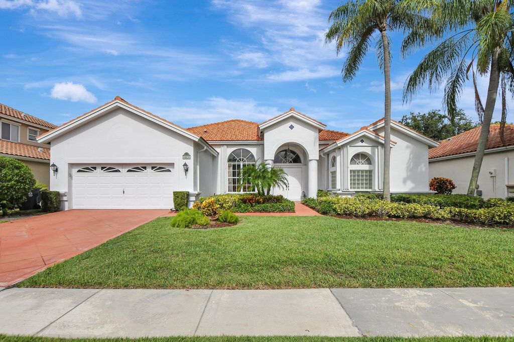 Photo of 10031 Lexington Estates Boulevard, Boca Raton, FL 33428 (MLS # R11002983)