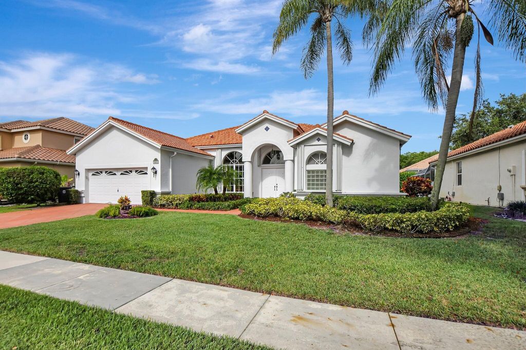 Photo of 10031 Lexington Estates Boulevard, Boca Raton, FL 33428 (MLS # R11002983)