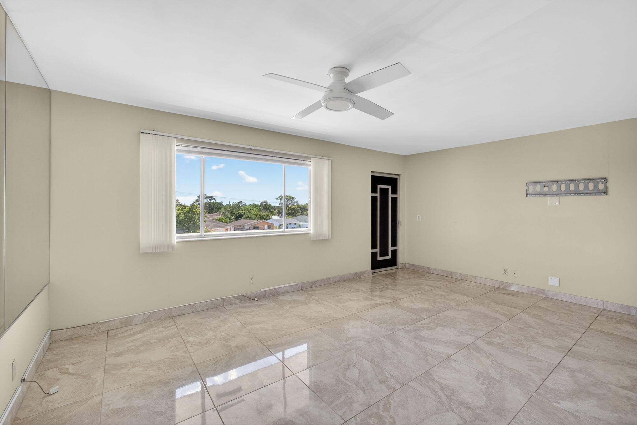 VILLAGE GREEN SUSSEX CONDO - Residential