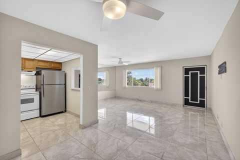 300 S Village Green Cir Circle S 420 Palm Springs FL 33461