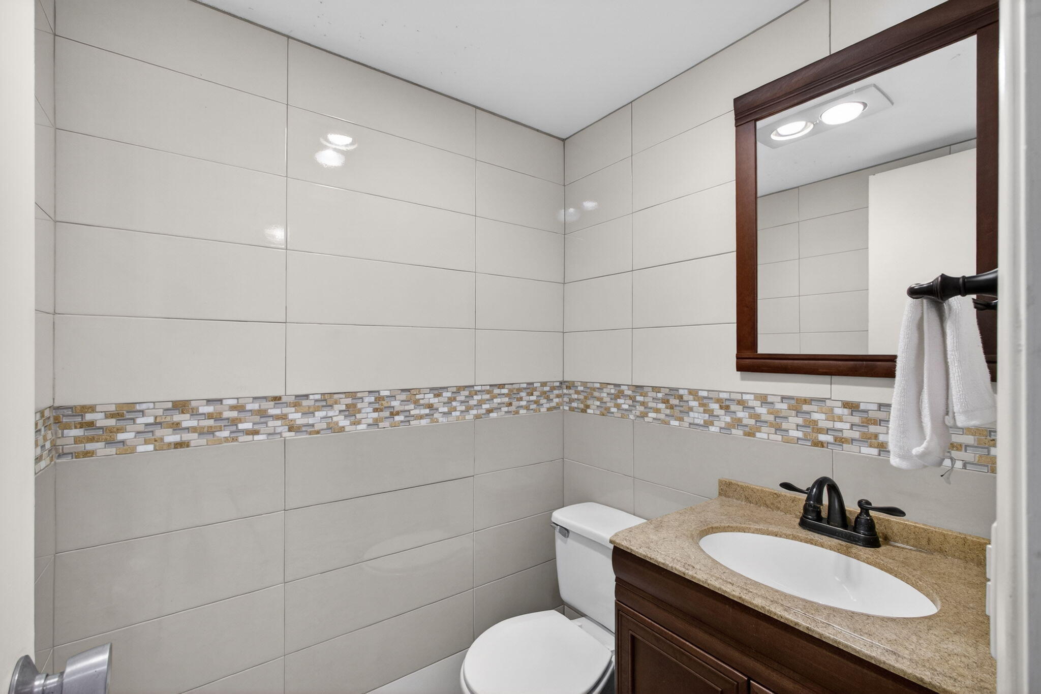 VILLAGE GREEN SUSSEX CONDO - Residential