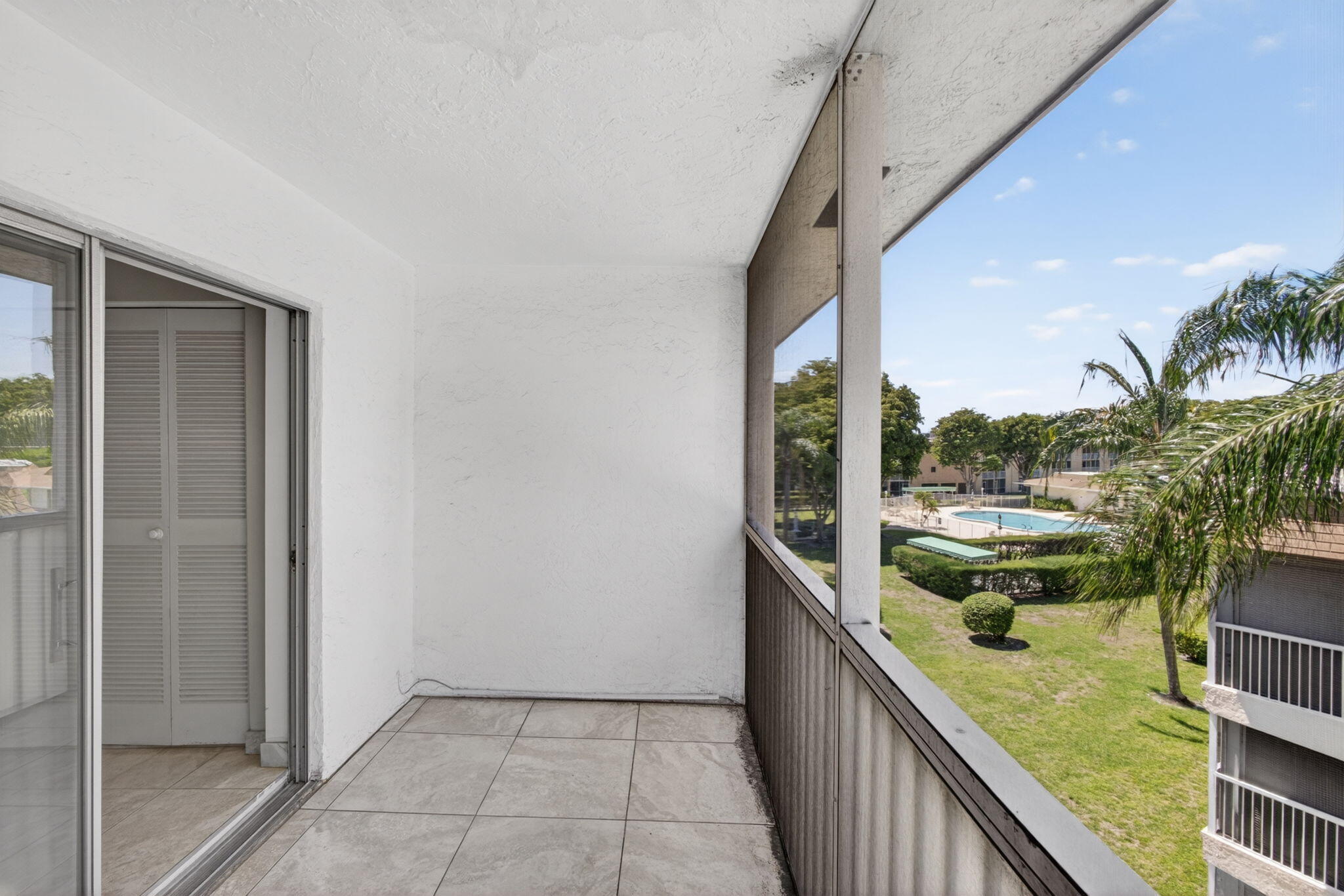VILLAGE GREEN SUSSEX CONDO - Residential